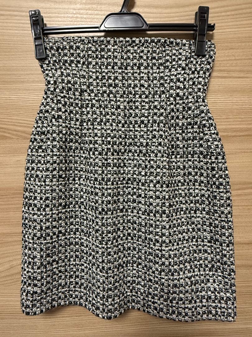 美品　naoho ツイードタイトスカート