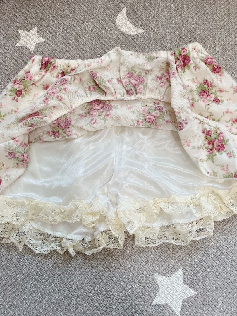 希少 リズリサ 平成 LIZ LISA 花柄スカパン ホワイト/ピンク　00 s