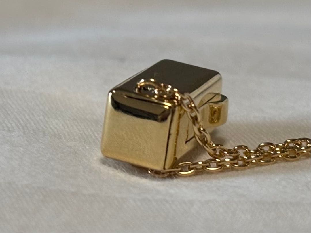 〈シハラ〉ブリックネックレス