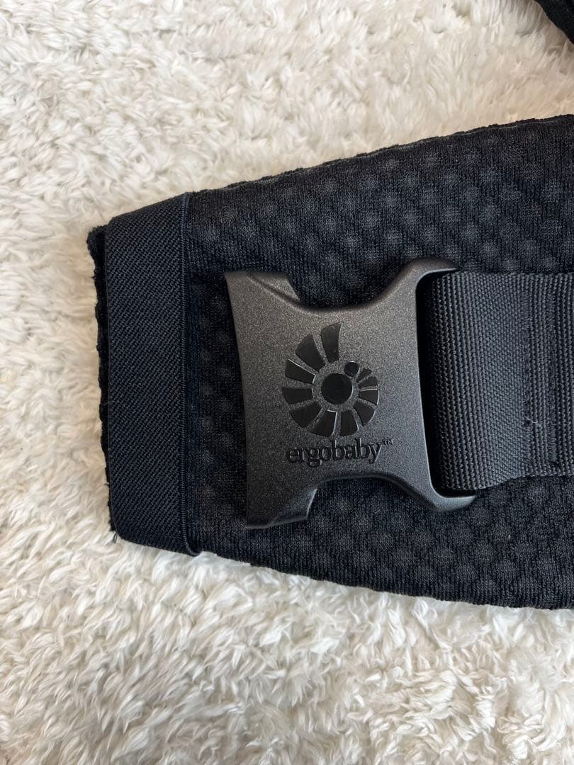 美品　 エルゴベビー　 抱っこ紐　 オムニブリーズ　 ブラック