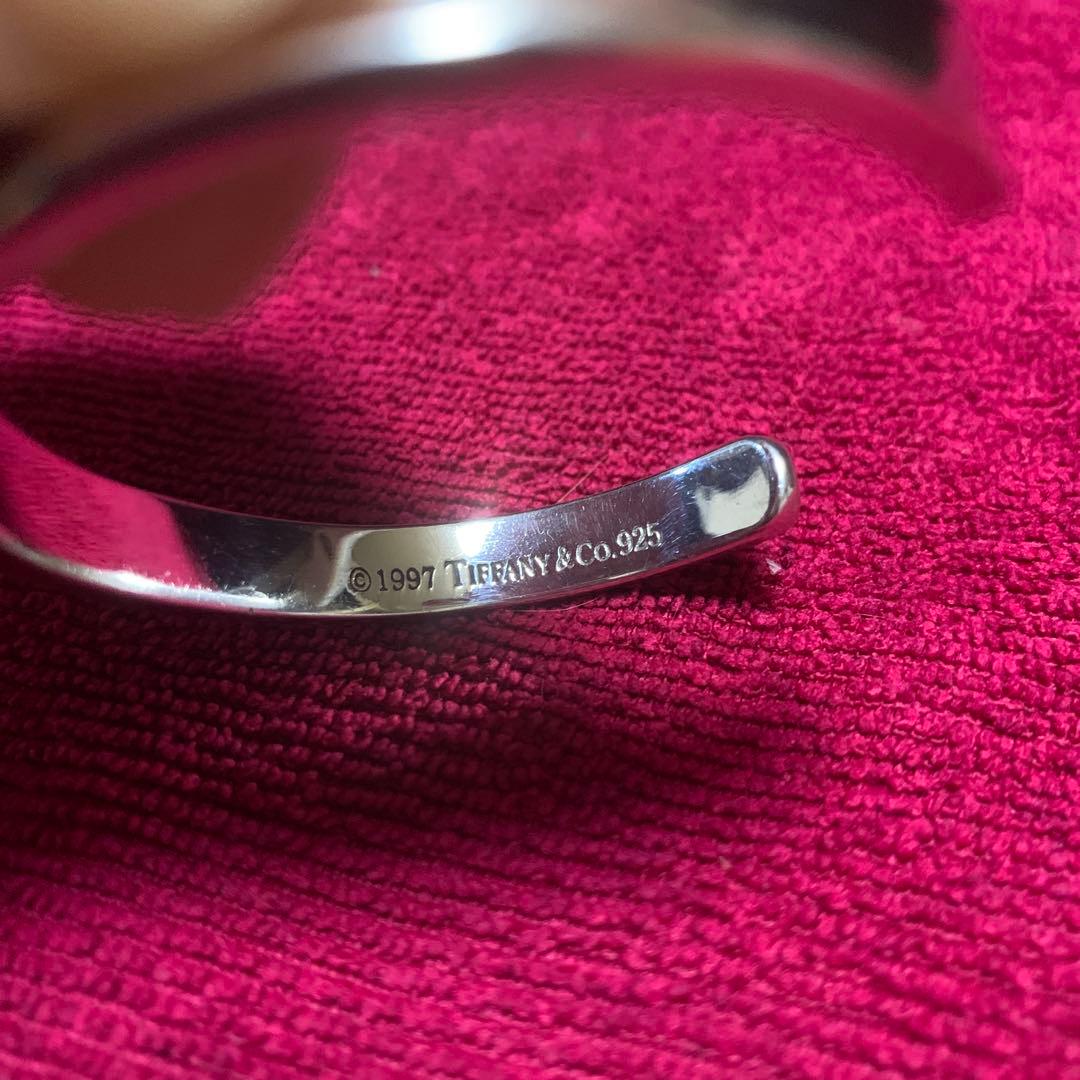 ティファニーナローカフバングル