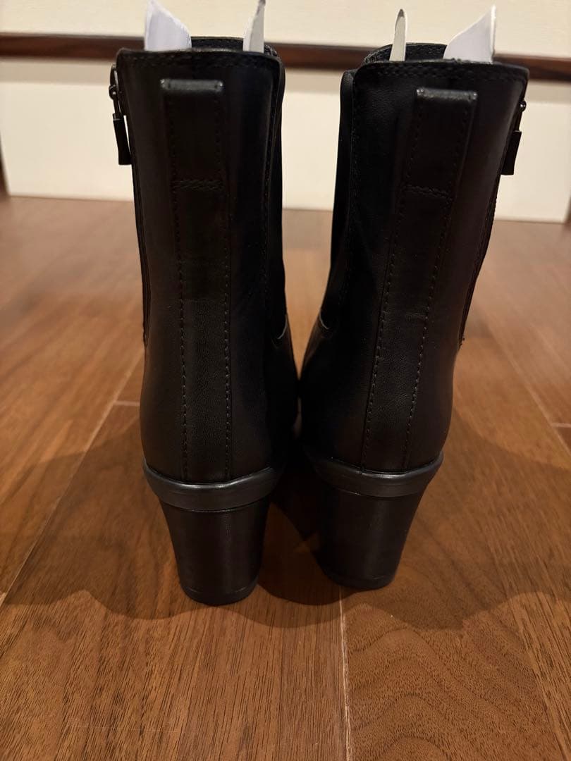 ⭐️新品・未使用⭐️fitfit⭐️フレックスヒールサイドゴアブーツ2 ⭐️黒23.5