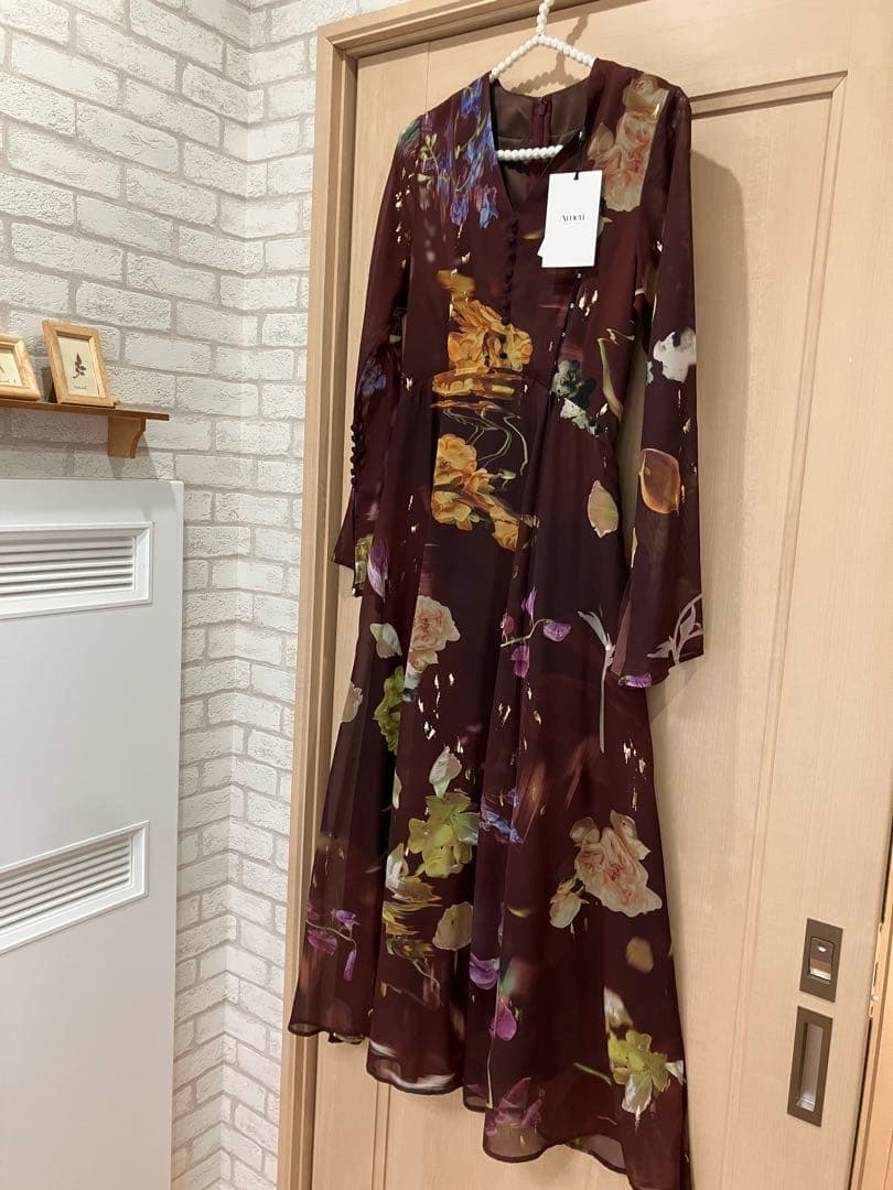 【新品】AMERI UND SCAN FLOWER DRESS　　Sブラウン