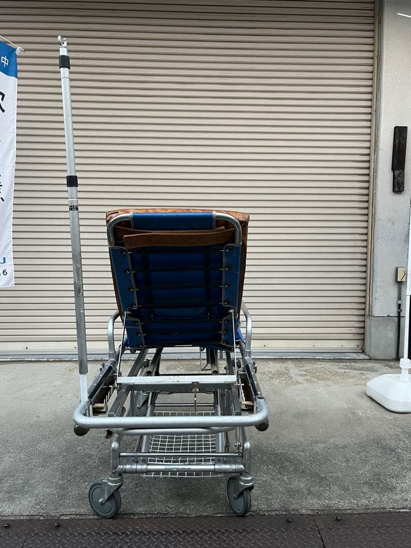 パラマウント製　搬送用ストレッチャー【大阪•引取歓迎】