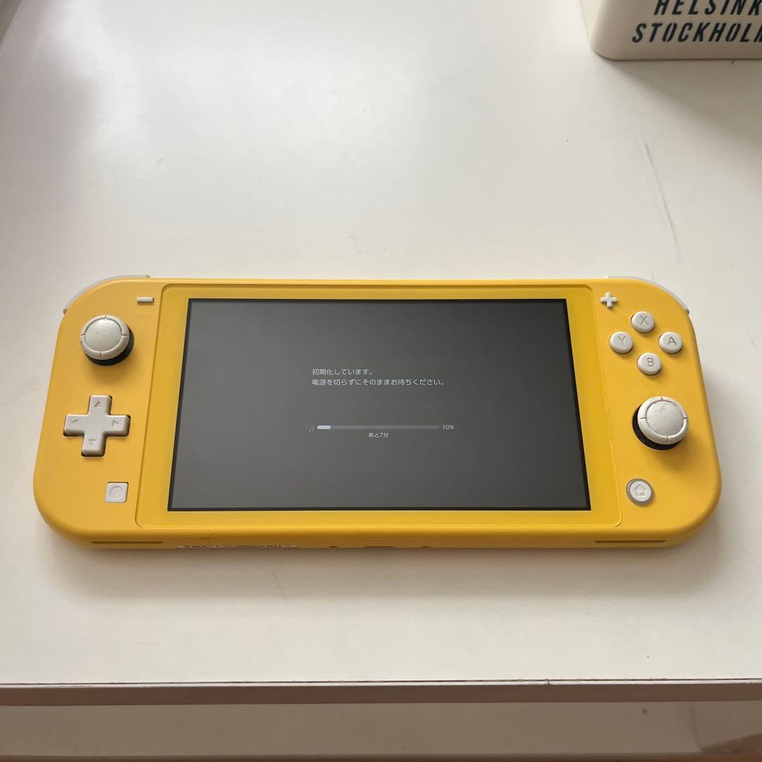 t*！様 Nintendo Switch Lite イエロー