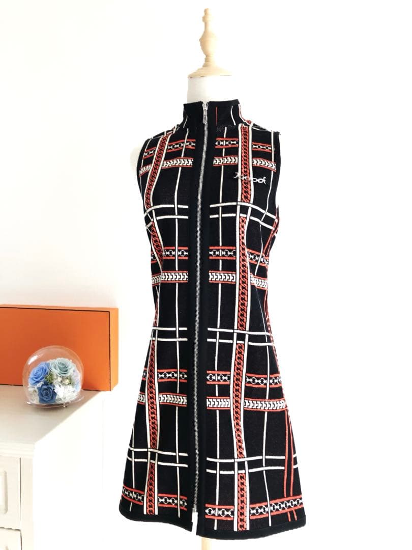 新品 HERMES タータンチェック柄 ジップアップ　ジレ　アウター　ワンピース