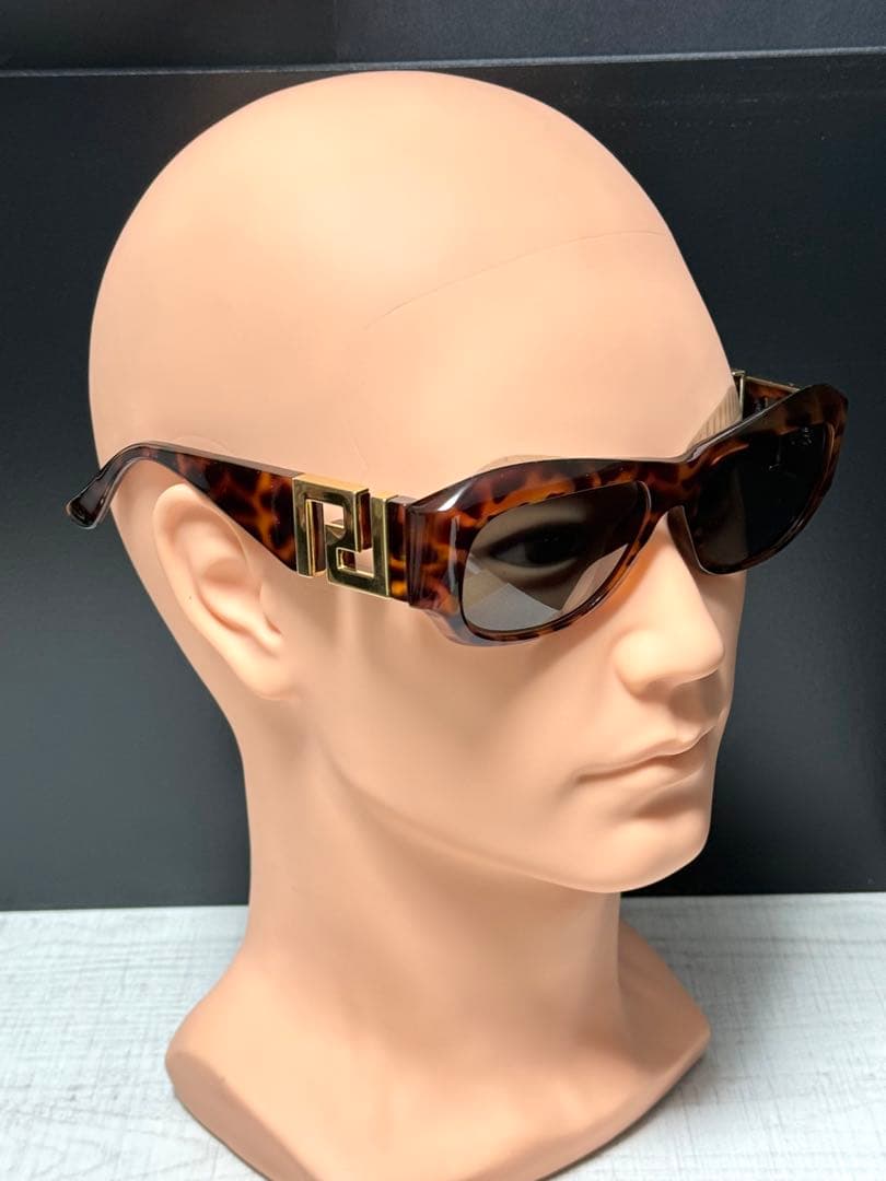 ●●GIANNI VERSACE ヴェルサーチ T75 べっ甲柄 サングラス