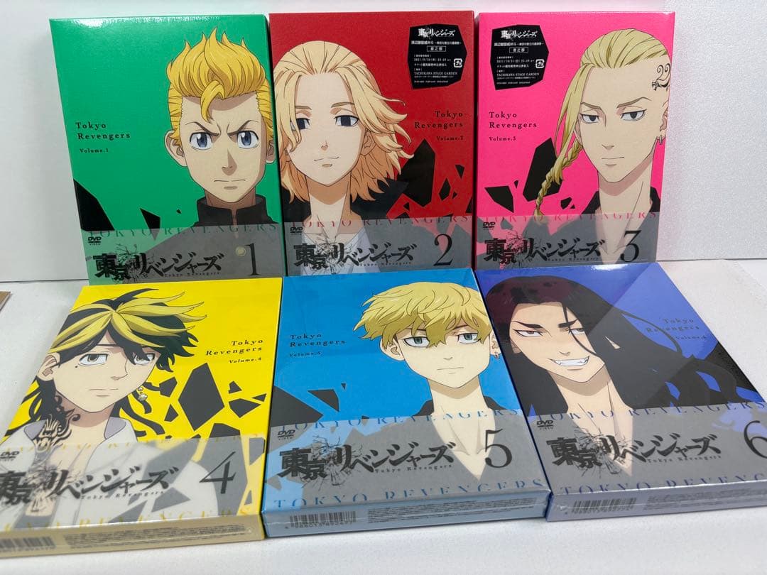 【新品未開封品】東京リベンジャーズDVD 第１期・２期　購入者特典付き&おまけ付