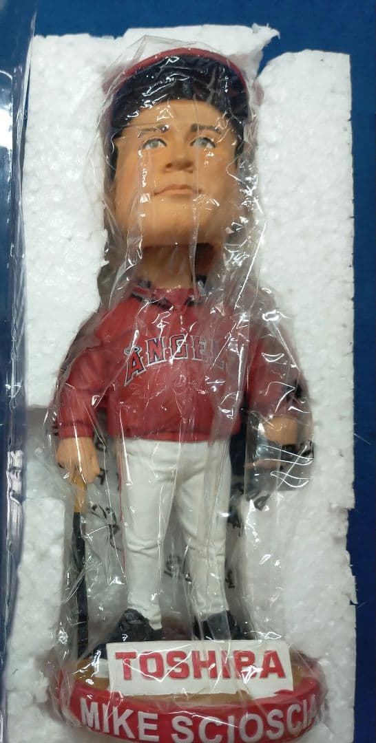 新品未使用品 ドジャース ボブルヘッド人形 球場配布品 カーク・ギブソン他