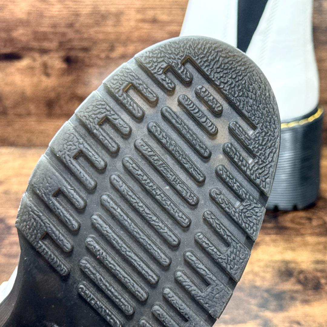 ☆即発 Dr.Martens ホワイトレザー チェルシーブーツ 厚底 サイドゴア