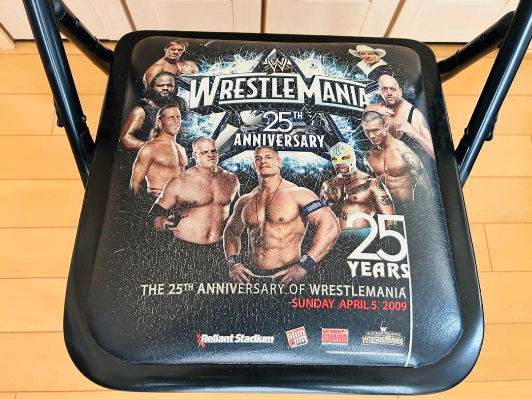 【激レア！】WWE レッスルマニア25 大会記念 非売品 パイプイス WWF