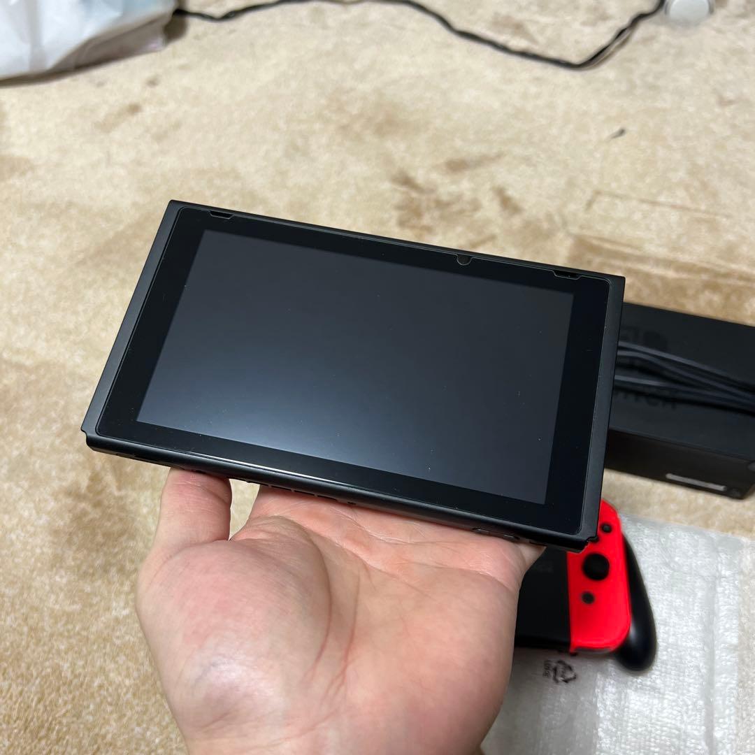 Nintendo Switch 本体 赤/青 Joy-Con