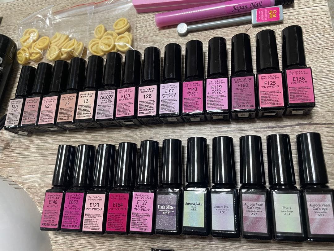 ほぼ未使用！！ジェルネイルカラー 25本トータルセット