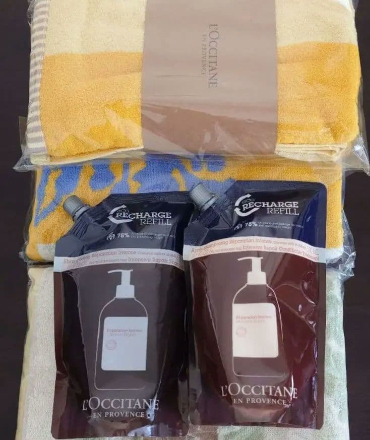 【ロクシタン】シャンプー・トリートメント(つめ替え用)　バスタオル３枚