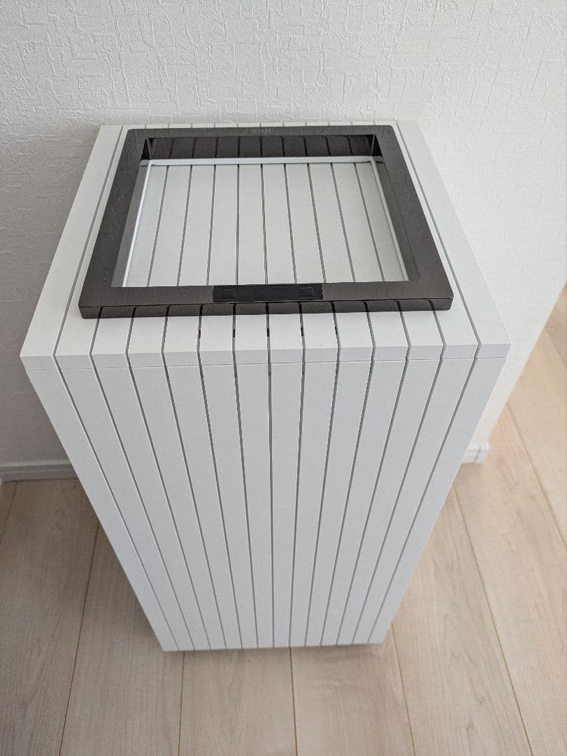 ◎ZitA SQUARE　ホワイト　キャスター付き