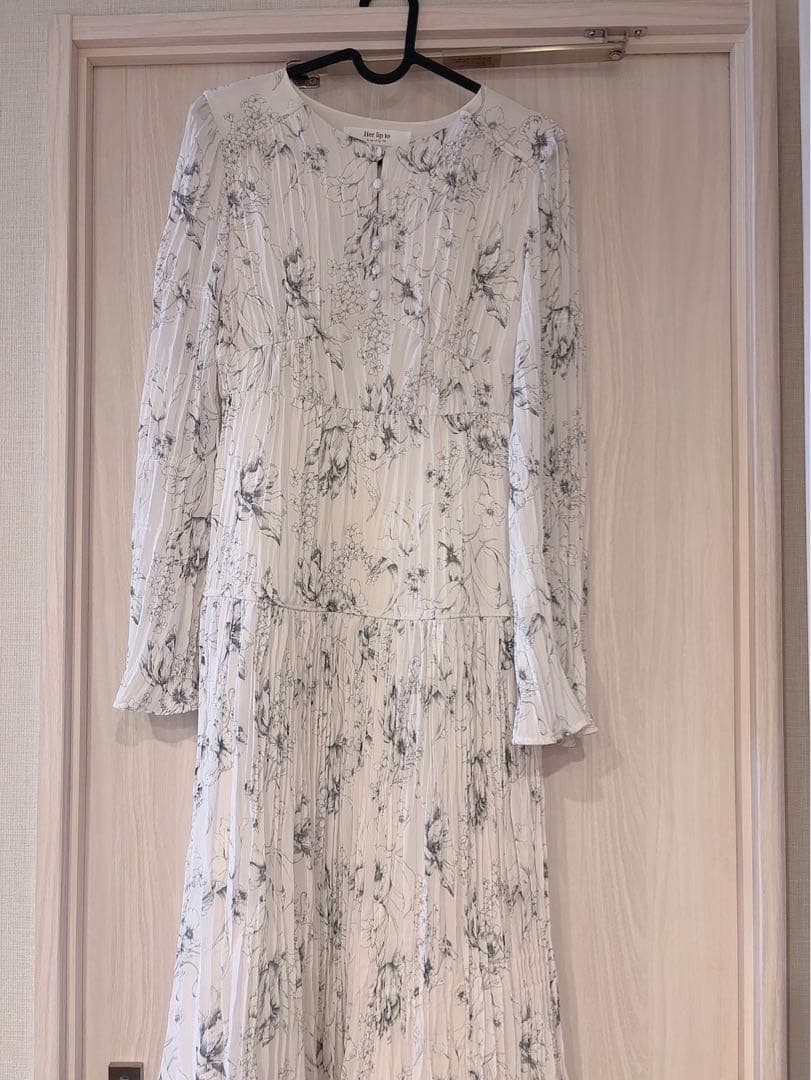 herlipto◯Tiered Floral Pleated Dress