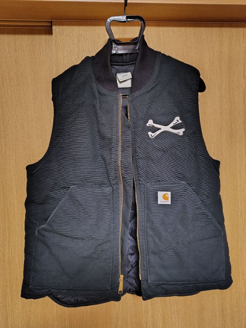 Carhartt クロスボーン刺繍 ブラックベスト　ダック生地裏地キルティング