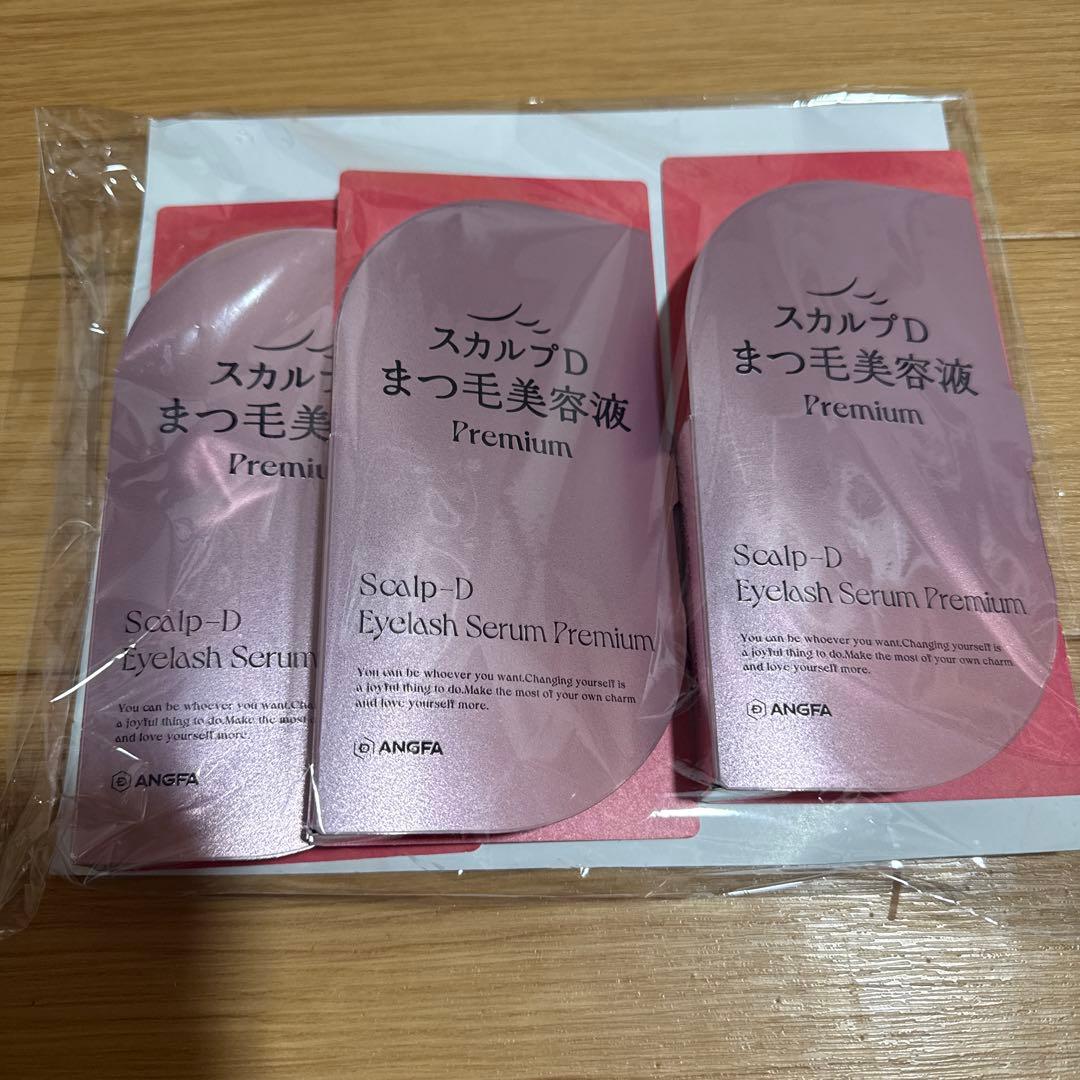 スカルプDまつ毛美容液プレミアム