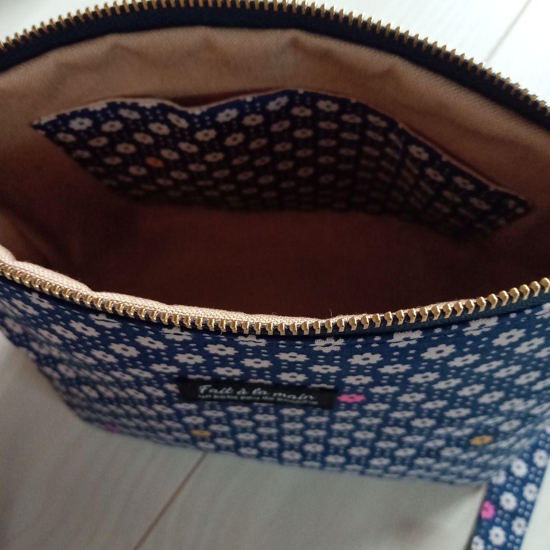 専用品　チューリップバッグ•三角マチファスナーポーチ•ポーチ2点　　ハンドメイド