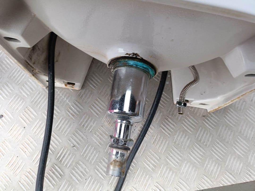 2台在庫　タカラベルモント　美容室サロン用　掛壁式理髪洗う　シャンプーボウ