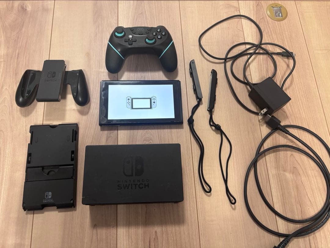 Nintendo Switch 本体 ジョイコンなし