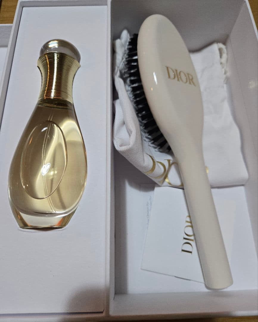 Dior プラチナ会員 ノベルティ ジャドール ヘアミスト ヘアブラシ