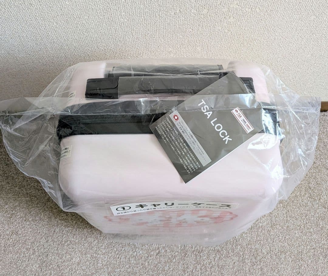 LiI aIa modo ×サンリオキャラクターズ当りくじ ①キャリーケース