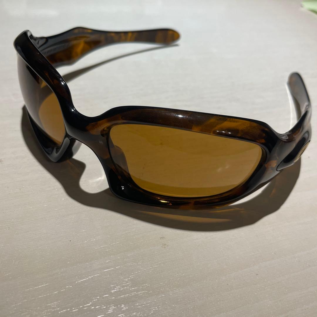 Oakley モンスタードッグ　サングラス　ブラウン