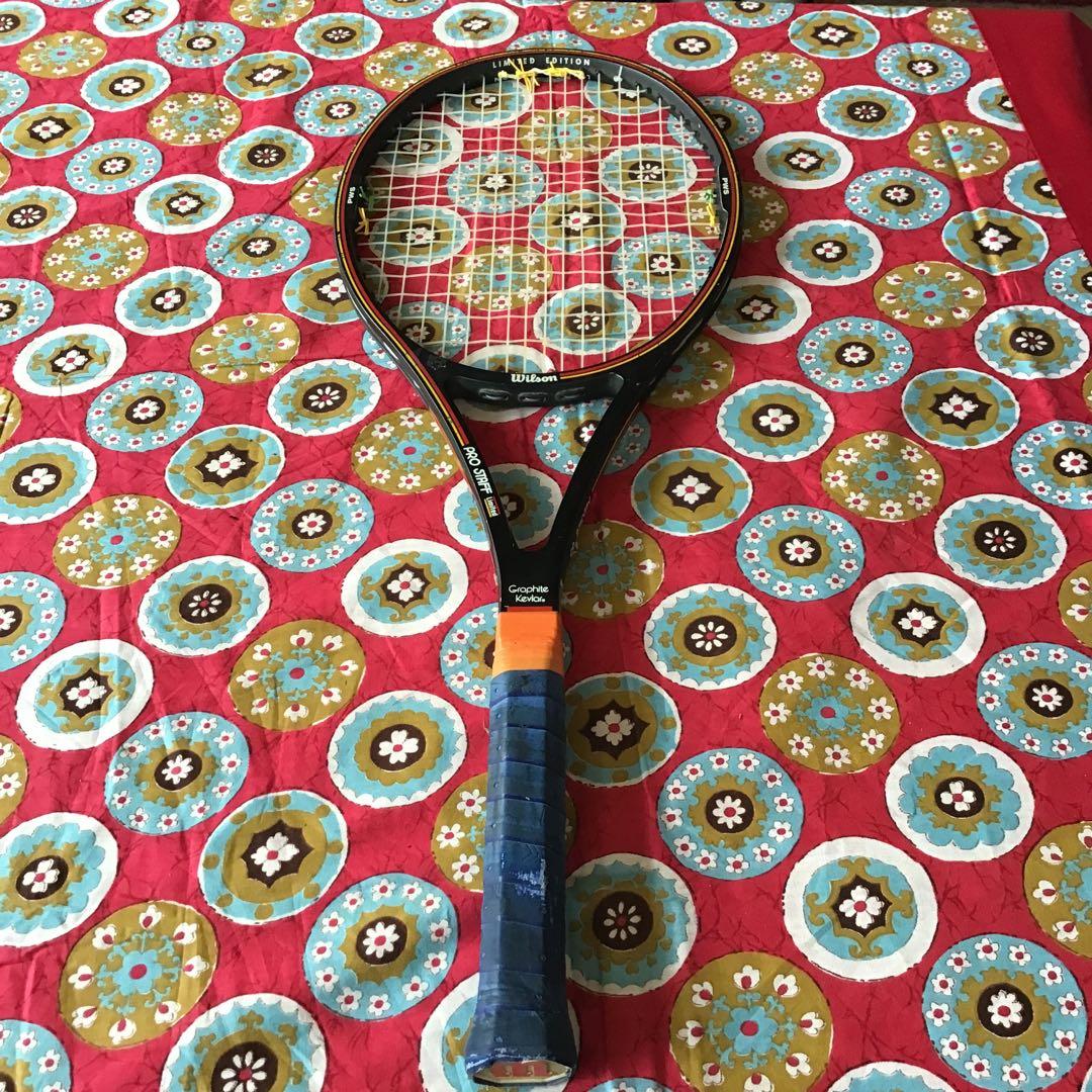 wilson プロスタッフ　リミテッド　ミッドサイズ85　テニスラケット