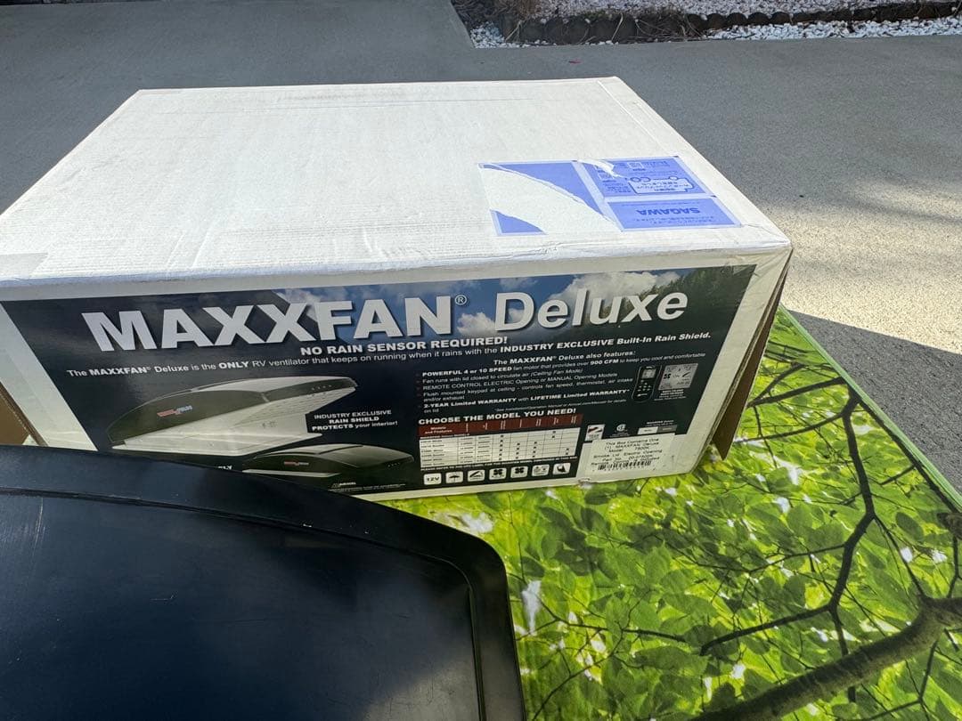 MAXXFAN Deluxe ファン 取り付けフレーム付き　リモコン無し