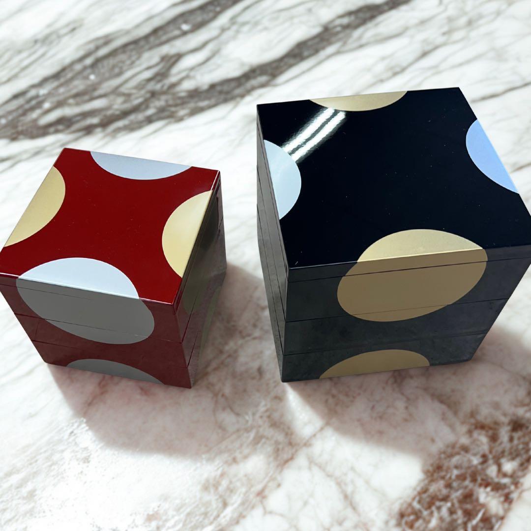 漆器三段重箱 赤(小) 黒 (大)セットで