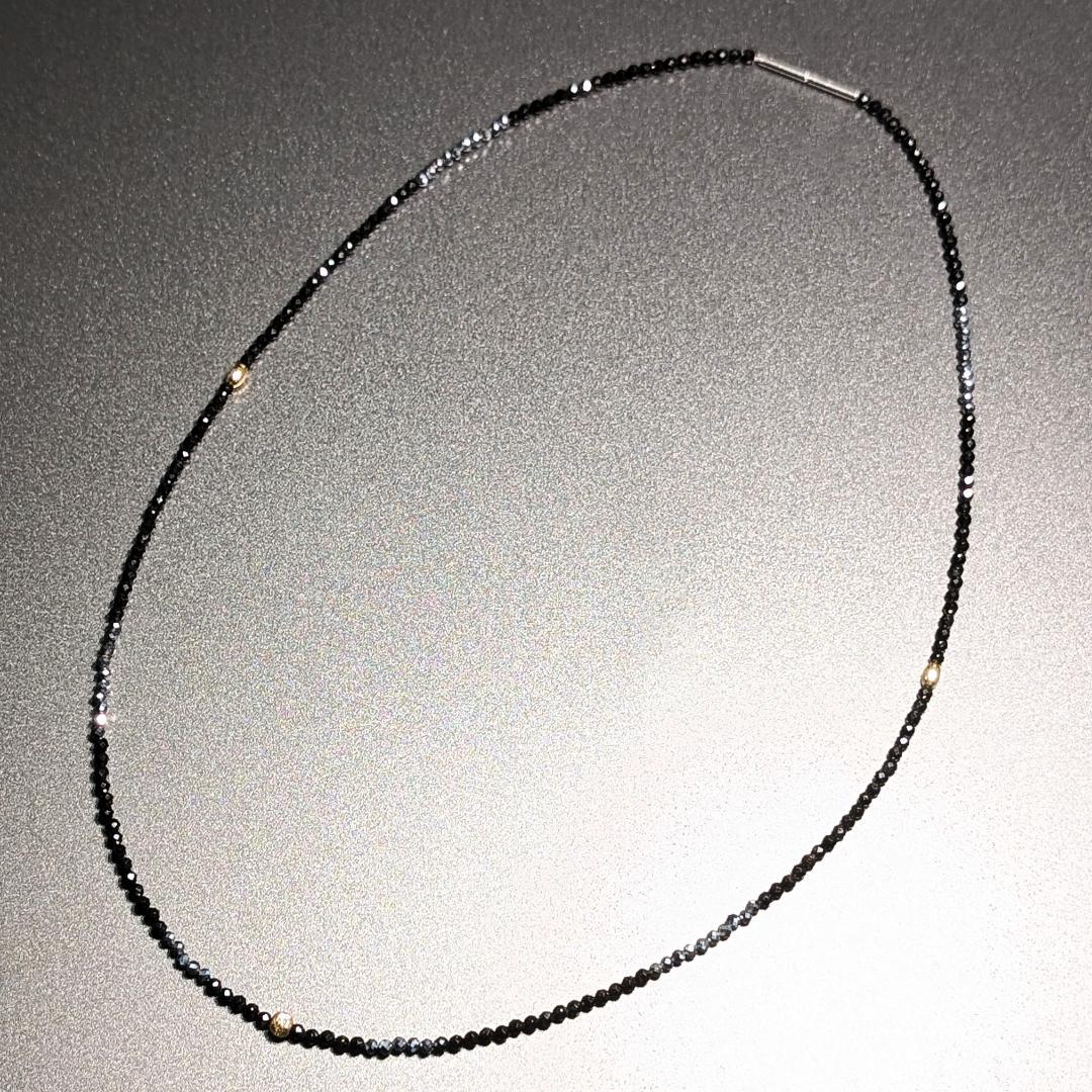 重厚な美しさとパワーを兼ね備えた K18ゴールド×テラヘルツ×スピネルネックレス