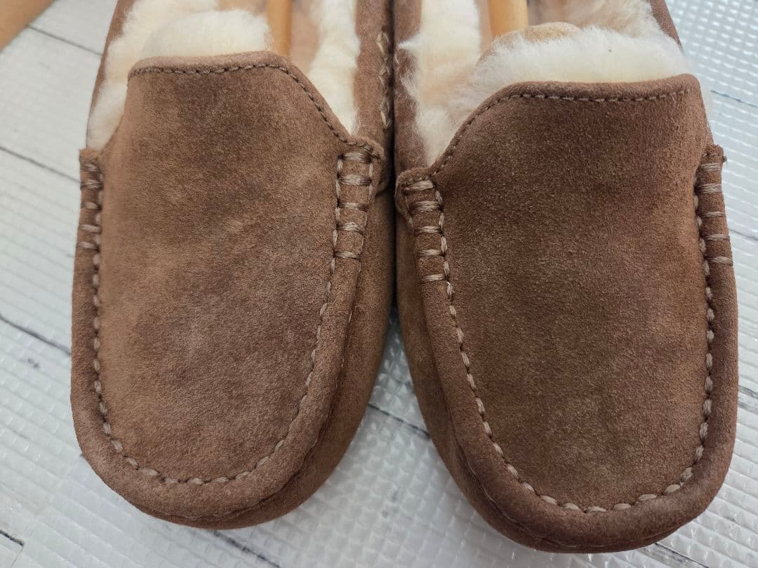 UGG(アグ) レディース ANSLEYモカシン 6サイズ