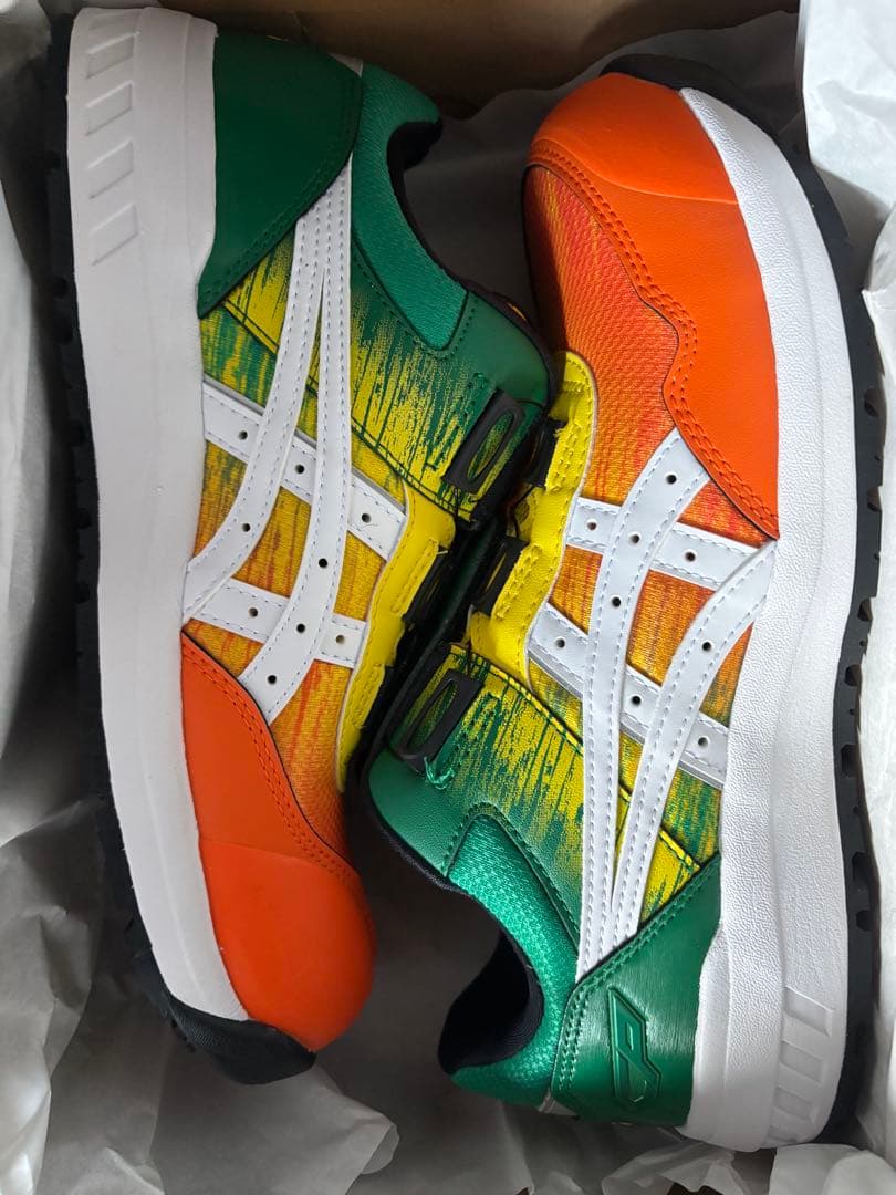 ASICS ウィンジョブ CP209 限定色 ハバネロホワイト 26.0cm