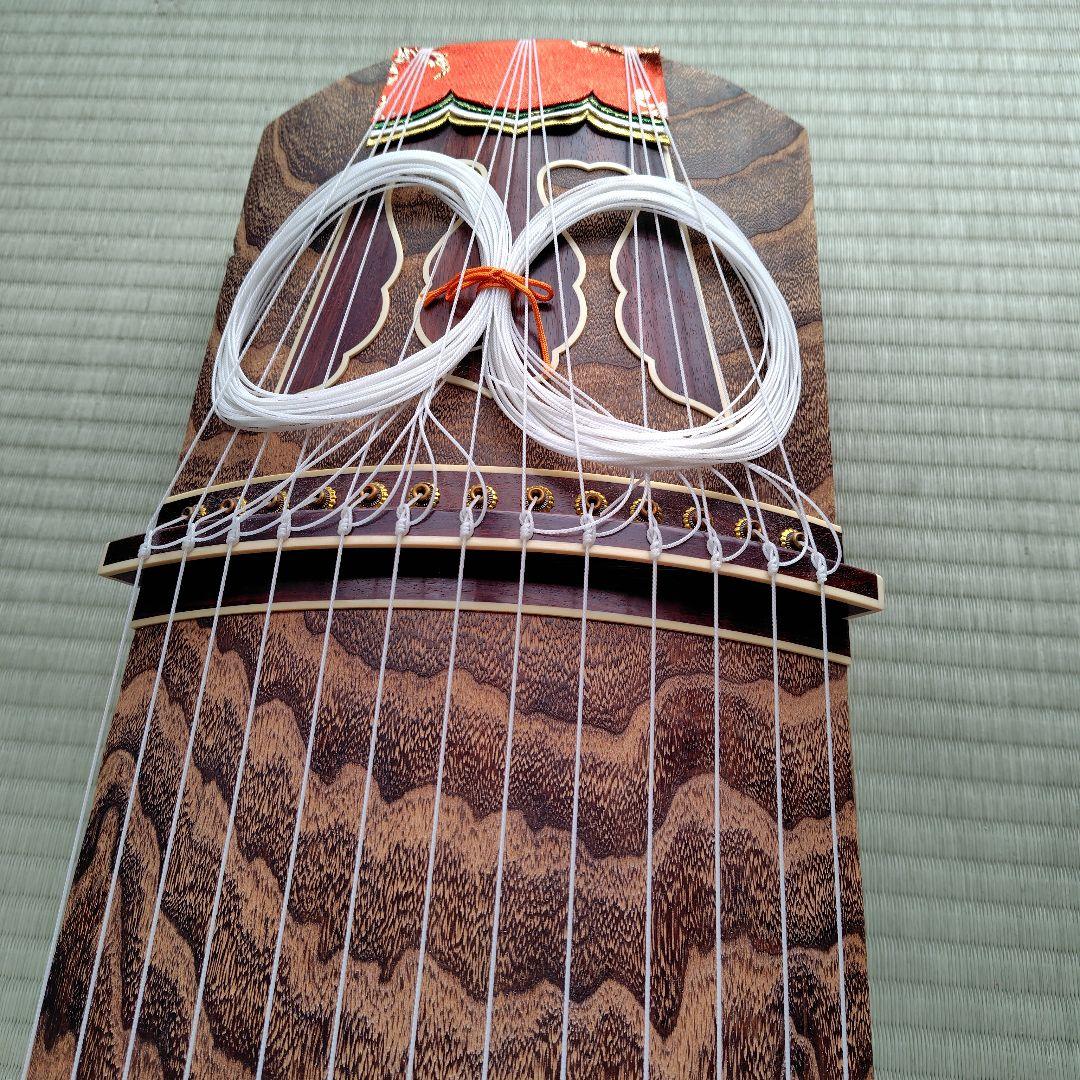 お琴　付属品付き