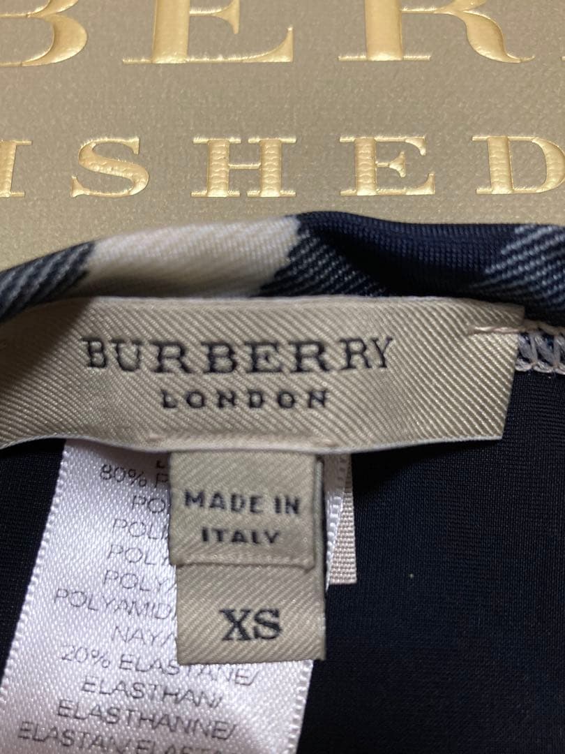 ほぼ未使用　バーバリー ロンドン　セパレート水着　ビキニ 黒