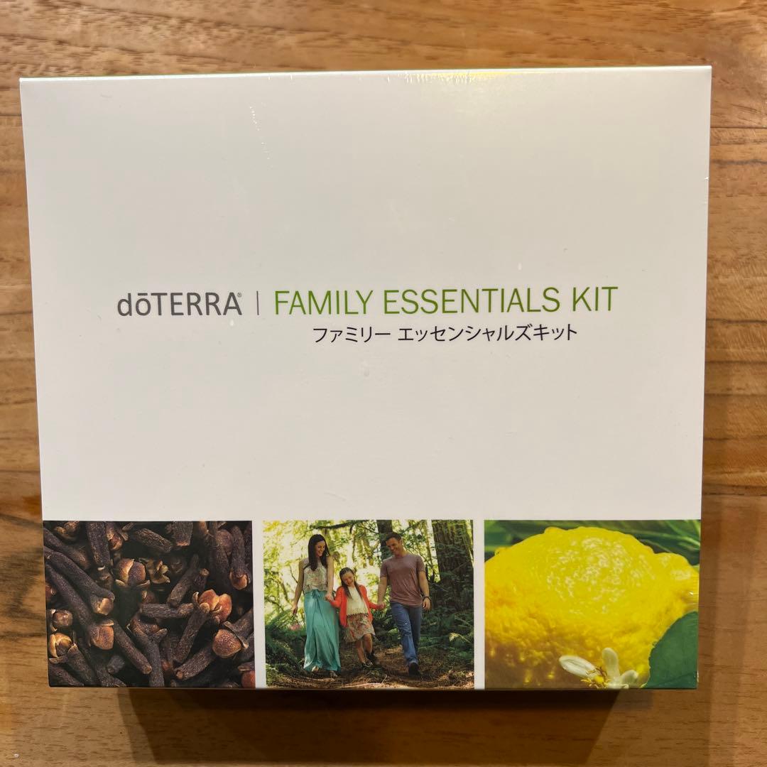エッセンシャルオイル doTERRA Family Essentials Kit