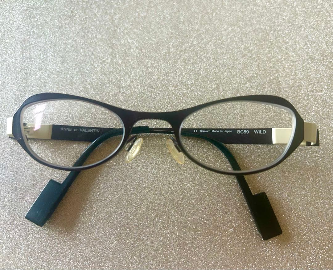 美品　Anne et VALENTIN アンバレンタイン　チタン　日本製