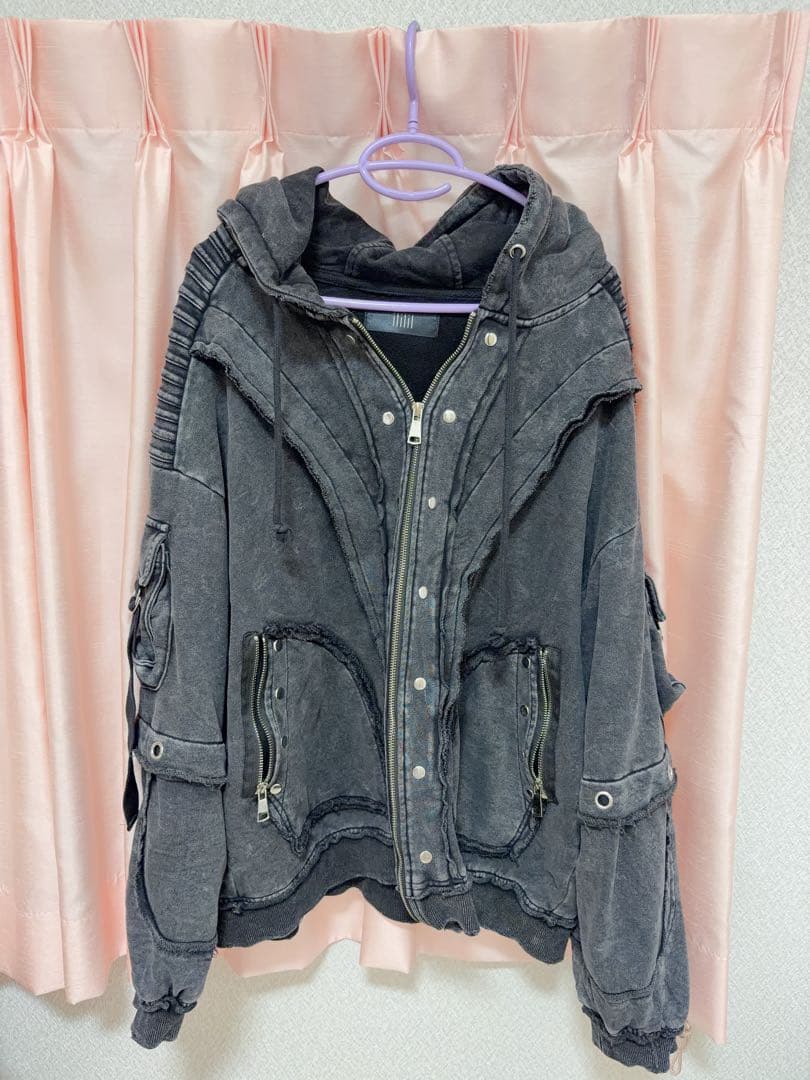 ililil黒翼の堕天使に転生した俺、この戦装束で復讐を誓う パーカー