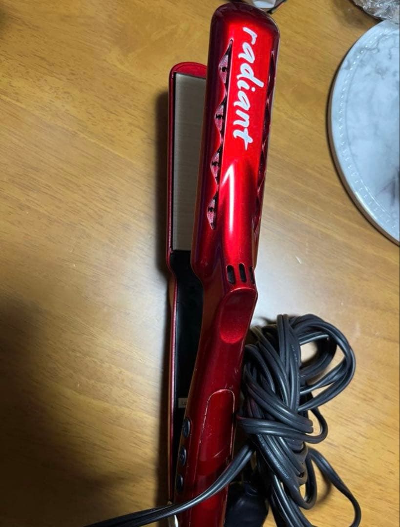 Radiant ヘアアイロン 28mm レッド