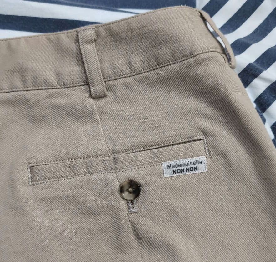 【美品試着のみ】マドモアゼルノンノン　チノパンツ　Ｍ