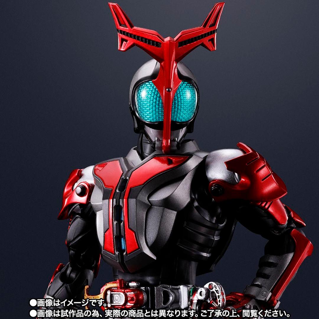 S.H.フィギュアーツ 真骨彫製法 仮面ライダーカブト ハイパーフォーム10th