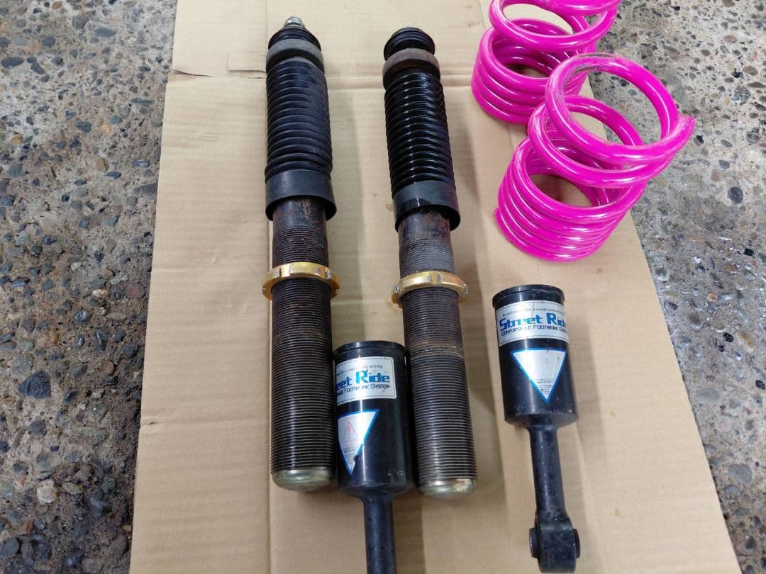 ダイハツムーヴカスタム175sケイブレイク車高調