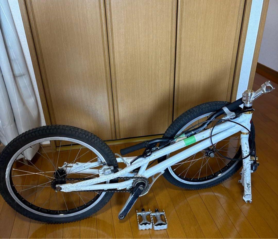 トライアル自転車　キッズ　20インチ　920mm