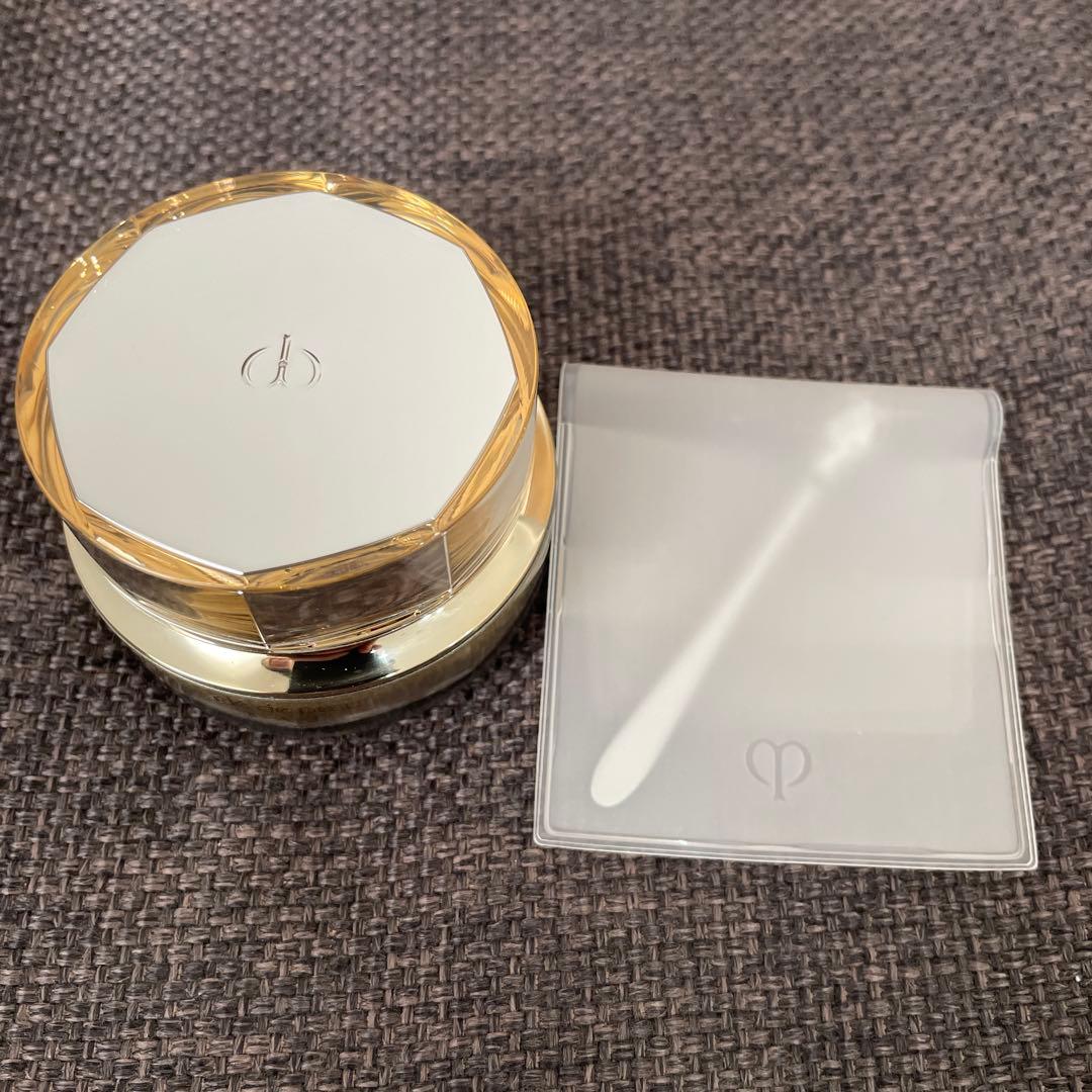 クレドポーボーテ　クレームイユーs ＋サンプルセット