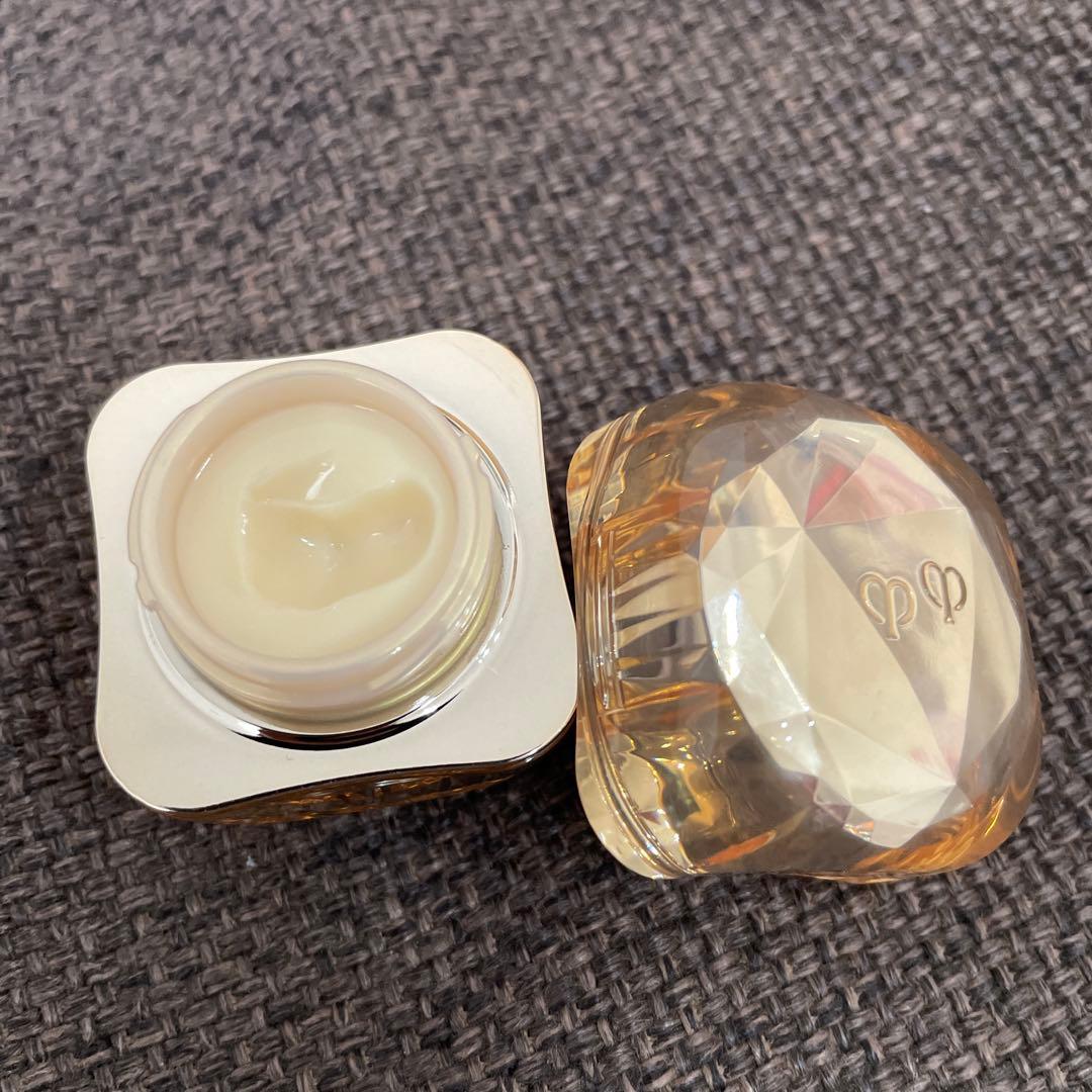 クレドポーボーテ　クレームイユーs ＋サンプルセット