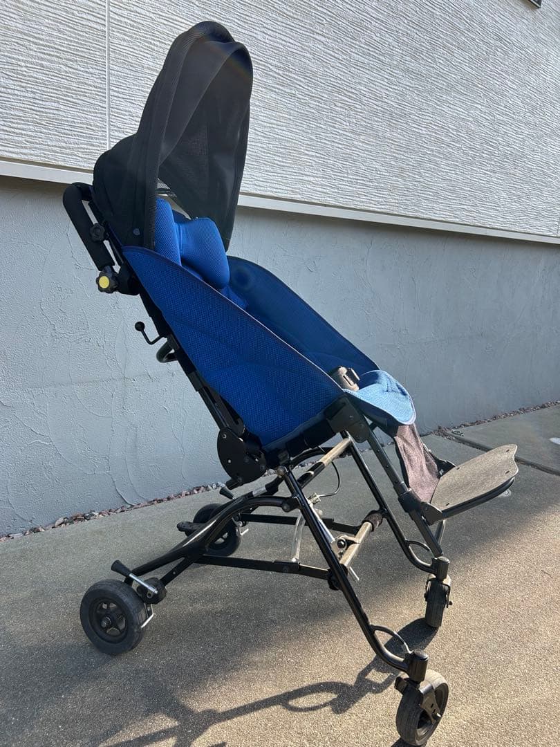 お値下げ！障害児　姿勢保持機能付ティルトバギー　ミニョン Sサイズ　有薗製作所