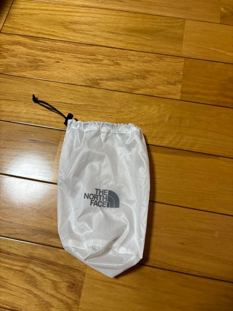 THE NORTH FACE アコンカグアダウンベスト　クレーグレー