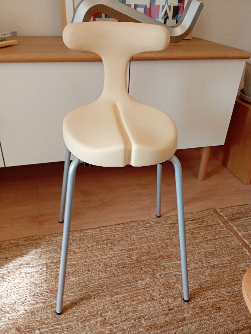 アーユルチェア　スツール　 SH49 ベージュ