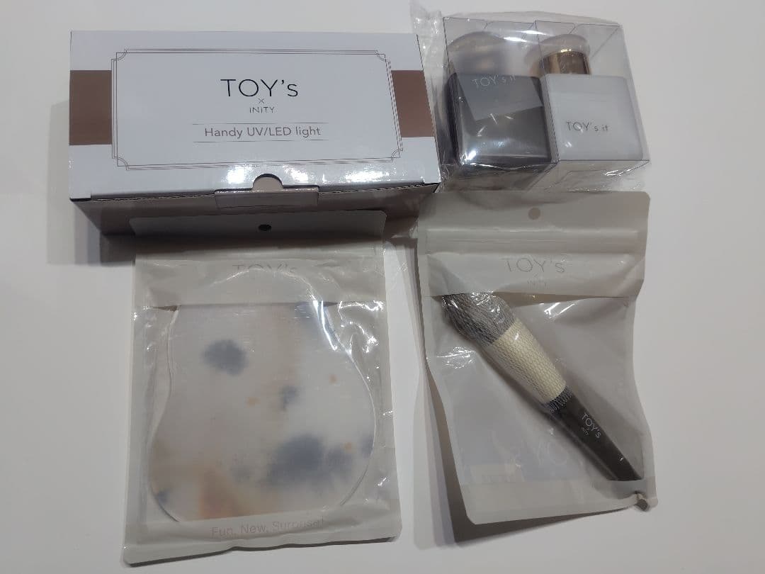 M　TOY's×INITY　トイズ　バイ　アイニティ アームレストセット